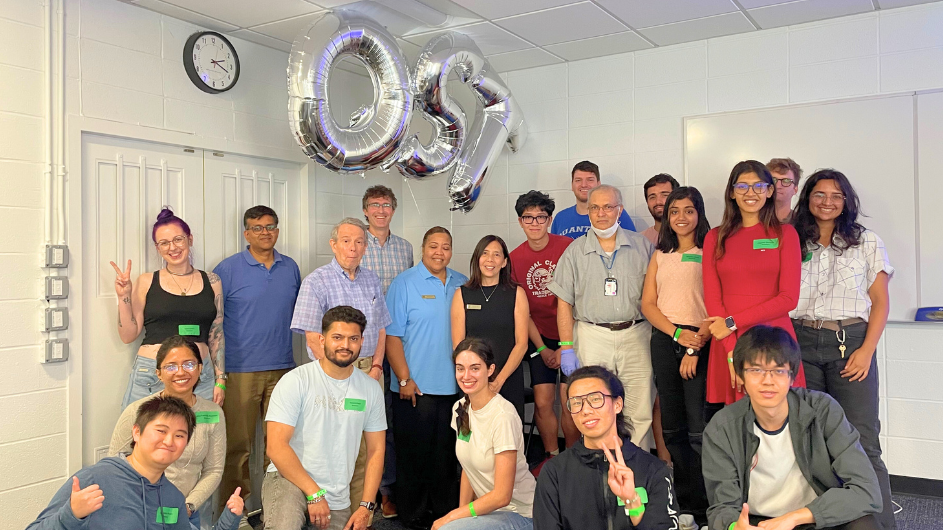 Group shot of the inaugural Quantum Master's class at Columbia