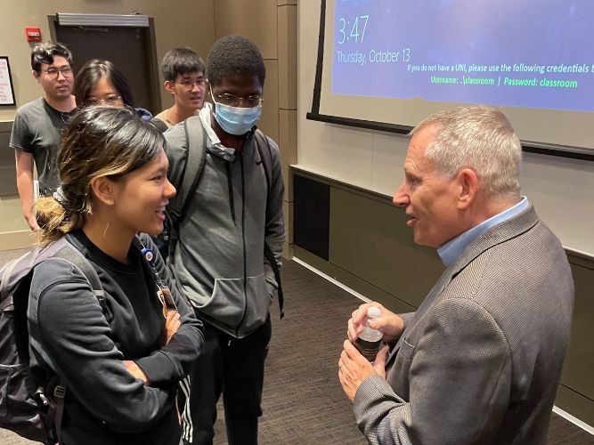 John Preskill, Richard P. Feynman Professor of Physics at the California Institute of Technology, chatting with students following his inaugural Columbia Quantum Initiative Distinguished Speaker seminar. 