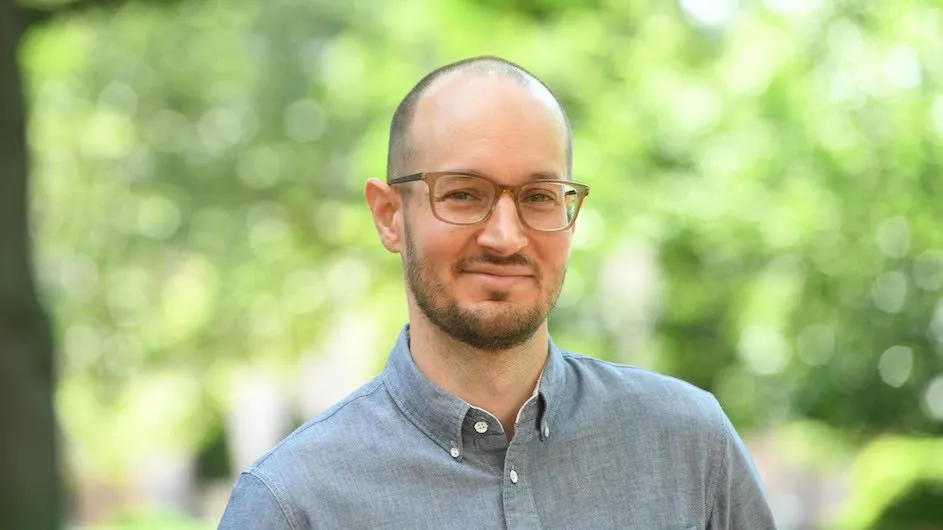 Headshot of Xavier Roy