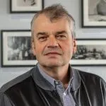 Headshot of Dmitri Basov